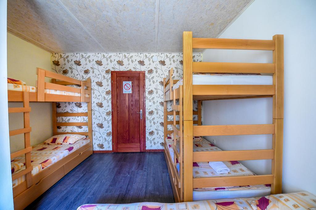 San Art Floating Hostel & Apartments 베오그라드 외부 사진