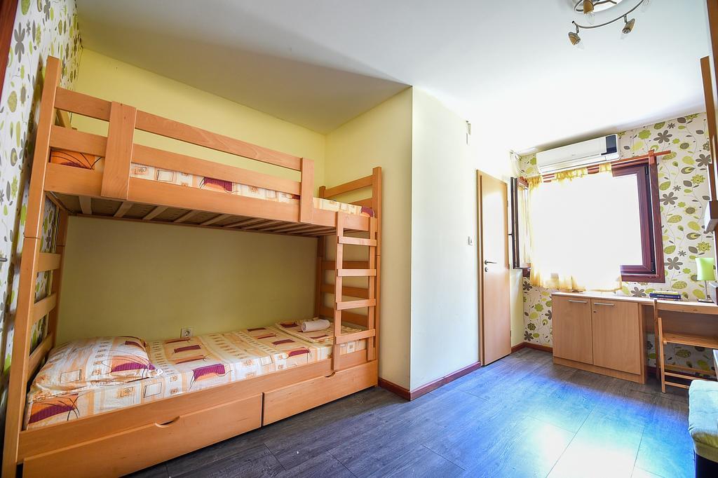 San Art Floating Hostel & Apartments 베오그라드 외부 사진